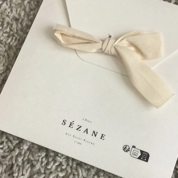 Sézane NEW- Floral Patterned Scarves Set - Picture 5 of 5